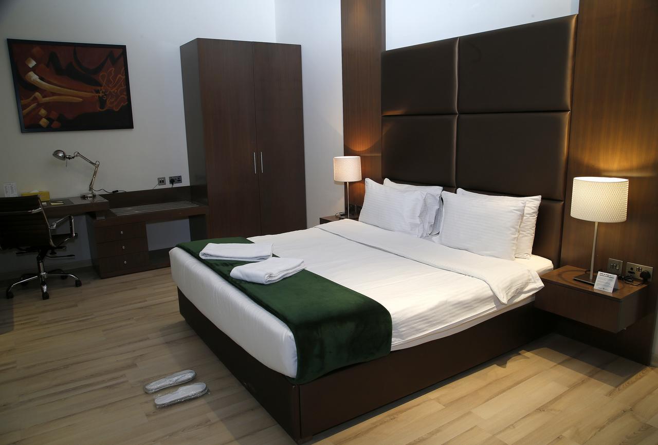 Rawda Hotel Doha Exteriör bild