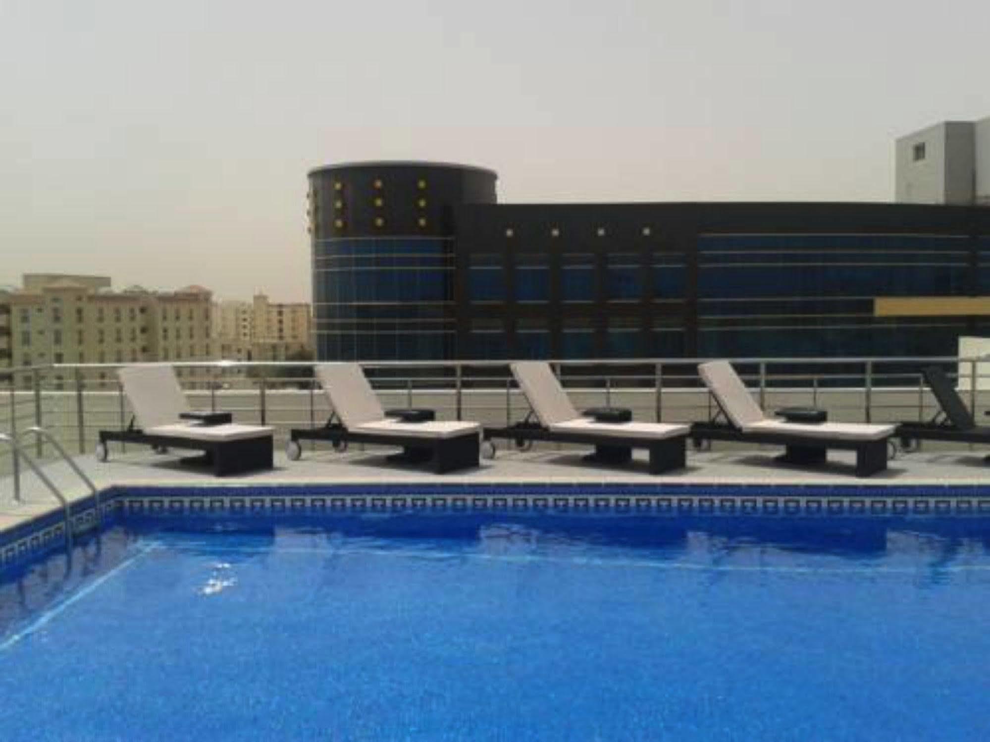 Rawda Hotel Doha Exteriör bild