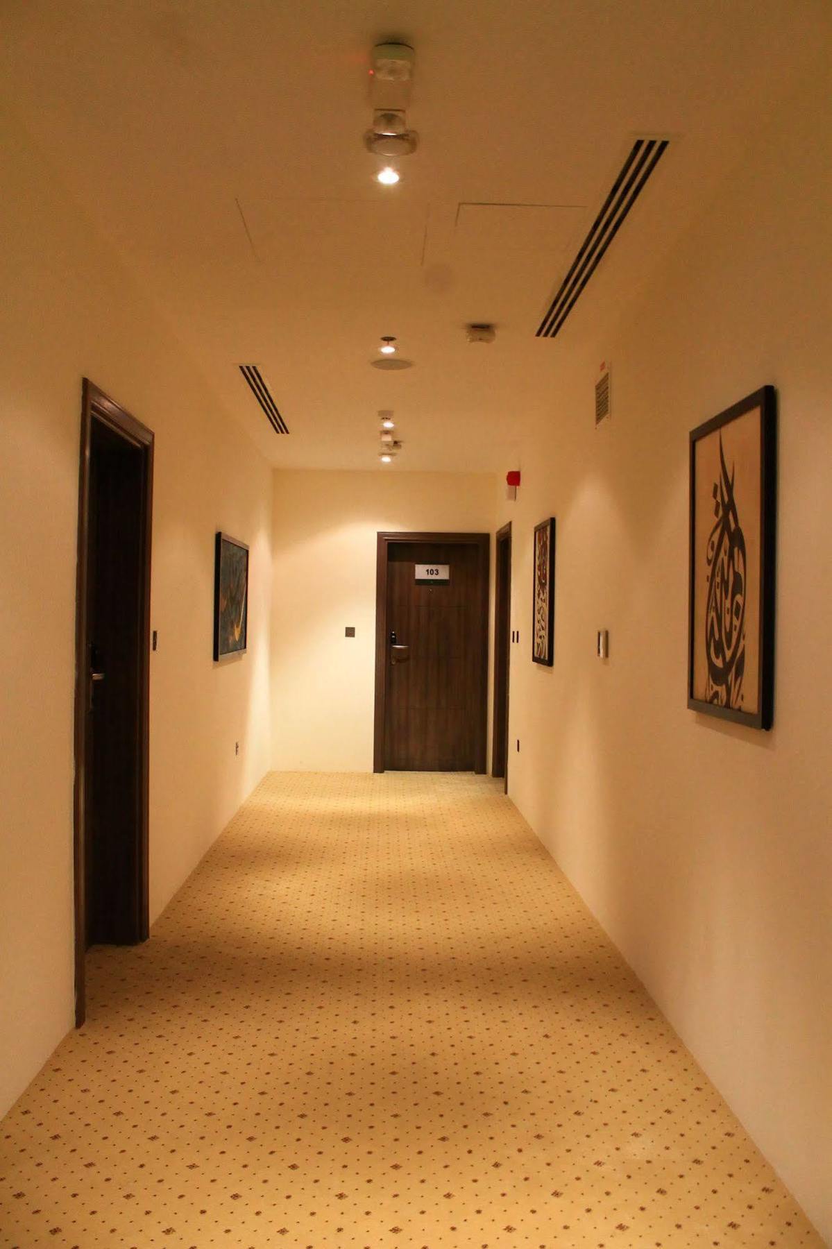 Rawda Hotel Doha Exteriör bild